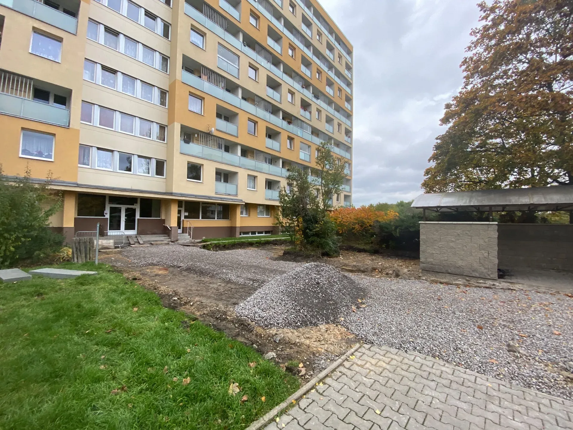 Listopad 2020 – Obnovené tradice. Ubytovny. Pokrok v modernizaci trati a dokončení drobných projektů - Kladno